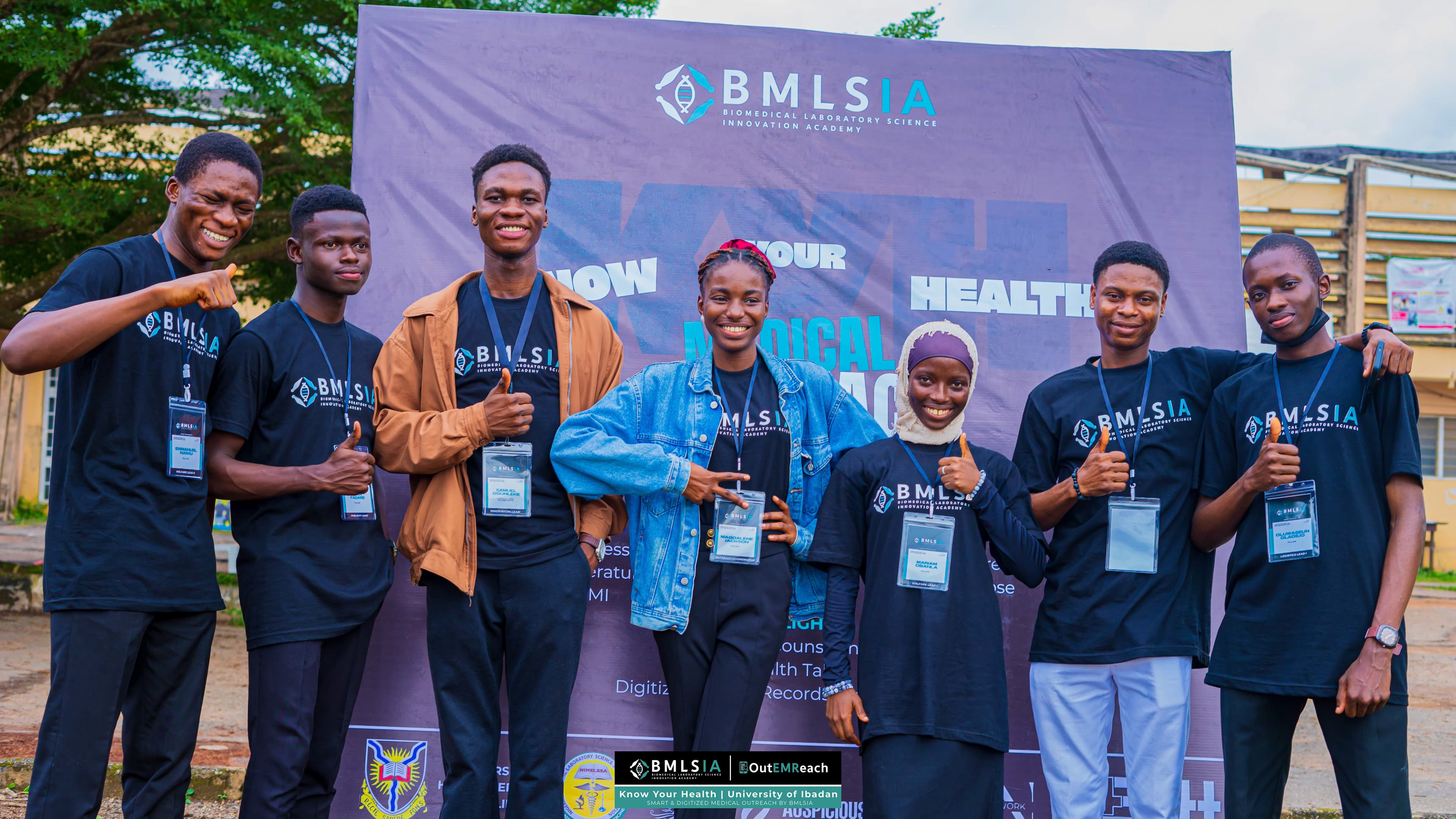 BMLSIA fellows and volunteers at a community health outreach